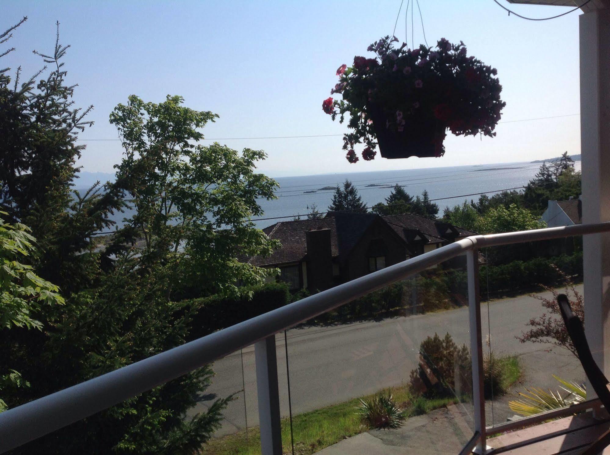 Nanaimo Ocean View Bed and Breakfast Eksteriør billede